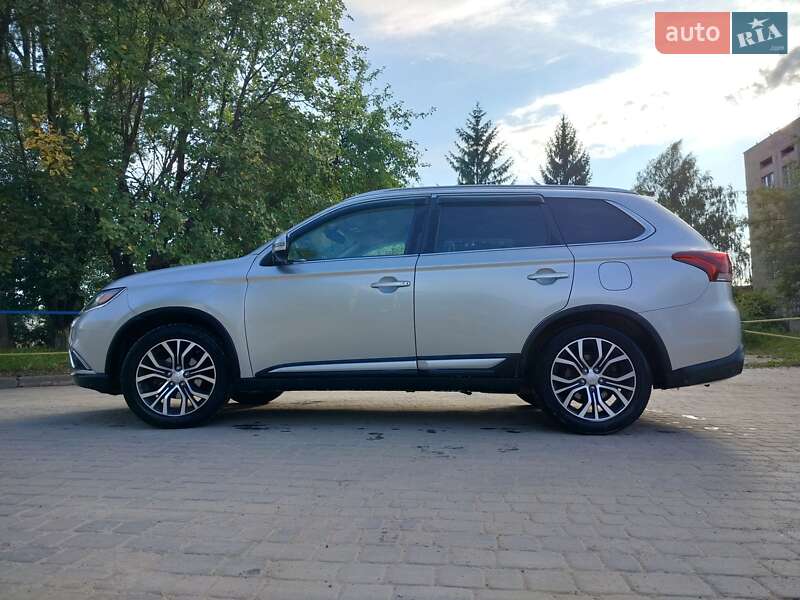 Внедорожник / Кроссовер Mitsubishi Outlander 2018 в Тернополе фото 13 Внедорожник / Кроссовер Mitsubishi Outlander 2018 в Тернополе