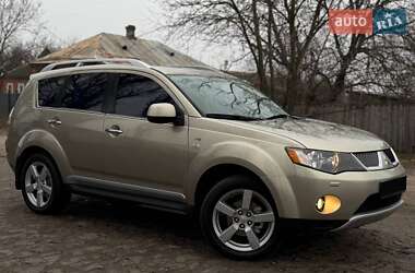 Внедорожник / Кроссовер Mitsubishi Outlander 2008 в Ахтырке
