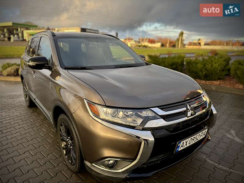 Внедорожник / Кроссовер Mitsubishi Outlander 2018 в Харькове фото Внедорожник / Кроссовер Mitsubishi Outlander 2018 в Харькове