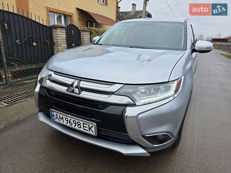 Внедорожник / Кроссовер Mitsubishi Outlander 2017 в Тернополе фото 2 Внедорожник / Кроссовер Mitsubishi Outlander 2017 в Тернополе