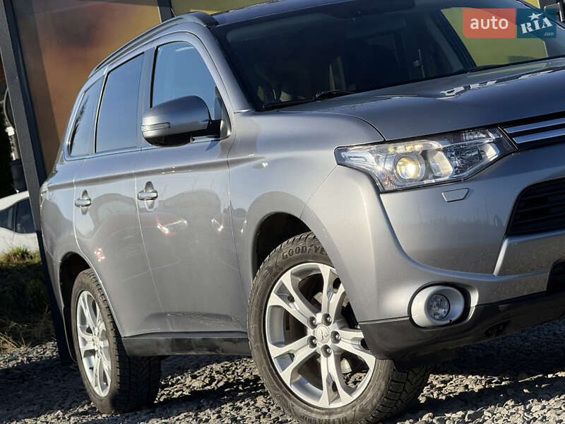 Внедорожник / Кроссовер Mitsubishi Outlander 2013 в Стрые фото 8 Внедорожник / Кроссовер Mitsubishi Outlander 2013 в Стрые