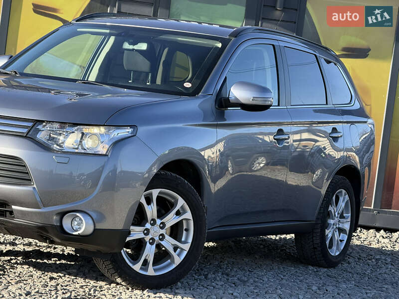 Внедорожник / Кроссовер Mitsubishi Outlander 2013 в Стрые фото 12 Внедорожник / Кроссовер Mitsubishi Outlander 2013 в Стрые