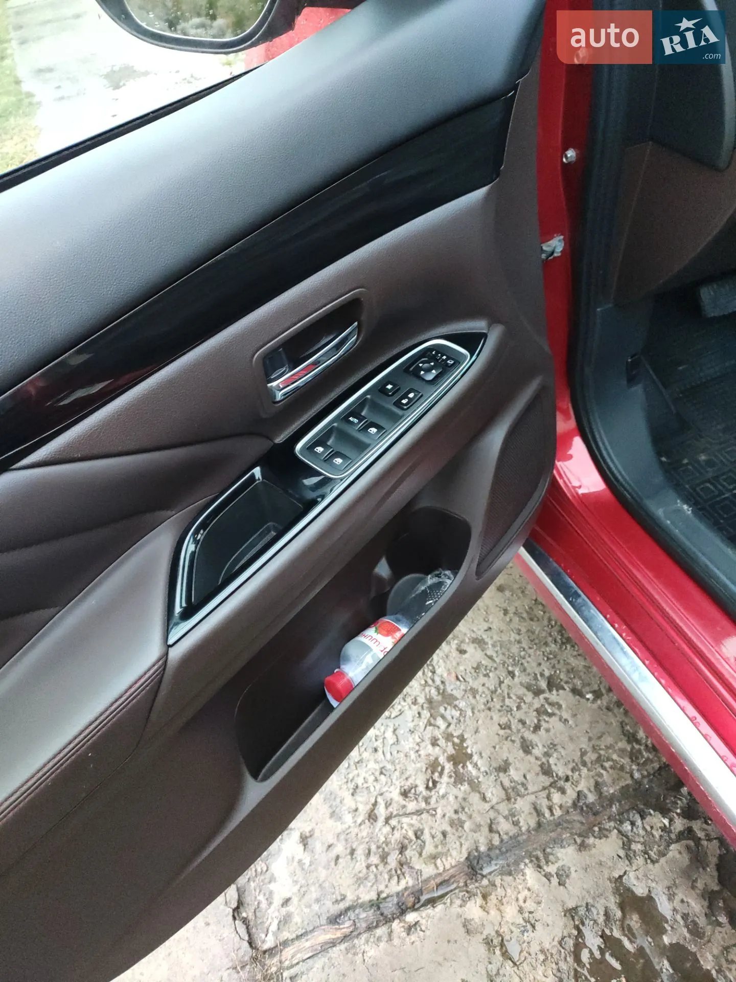 2018 Mitsubishi Outlander - мініатюра 13