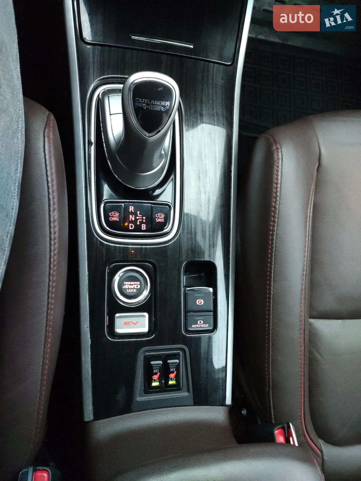 2018 Mitsubishi Outlander - мініатюра 18