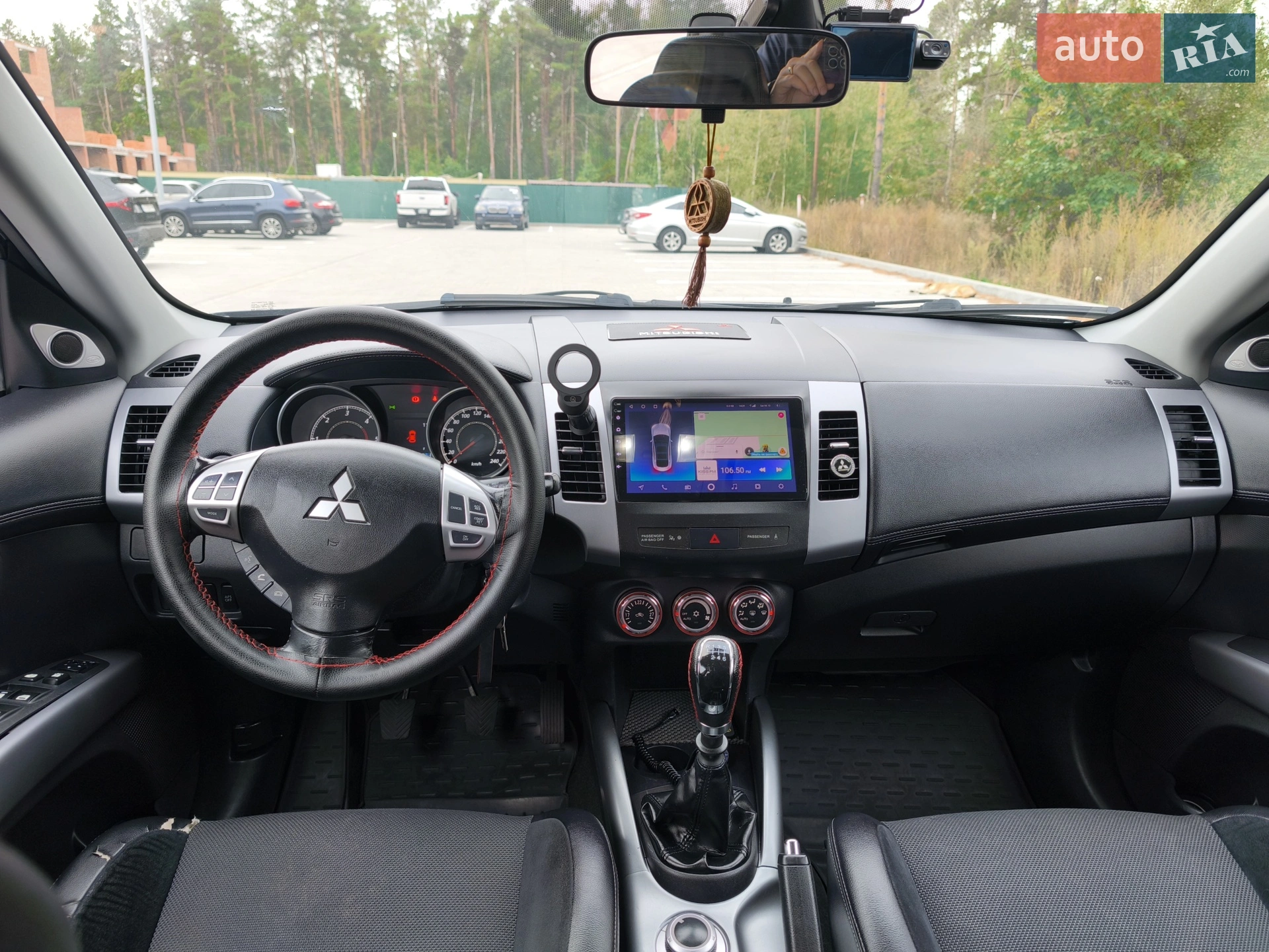 2010 Mitsubishi Outlander - мініатюра 11