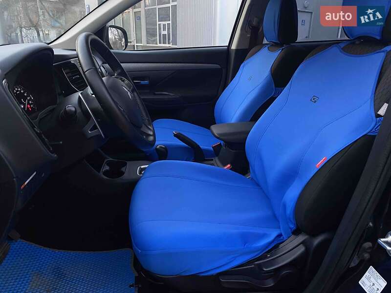 Позашляховик / Кросовер Mitsubishi Outlander 2013 в Миколаєві