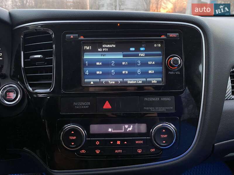 Позашляховик / Кросовер Mitsubishi Outlander 2013 в Миколаєві