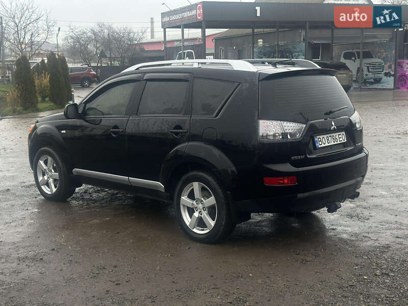 Позашляховик / Кросовер Mitsubishi Outlander 2008 в Івано-Франківську