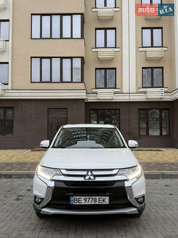 Mitsubishi Outlander 2017