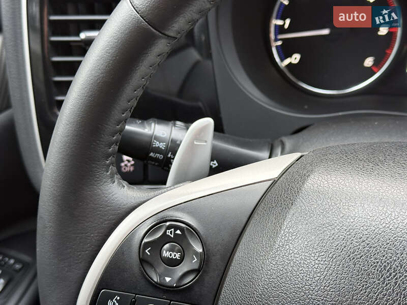 Внедорожник / Кроссовер Mitsubishi Outlander 2012 в Тернополе