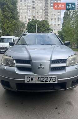 Внедорожник / Кроссовер Mitsubishi Outlander 2004 в Запорожье