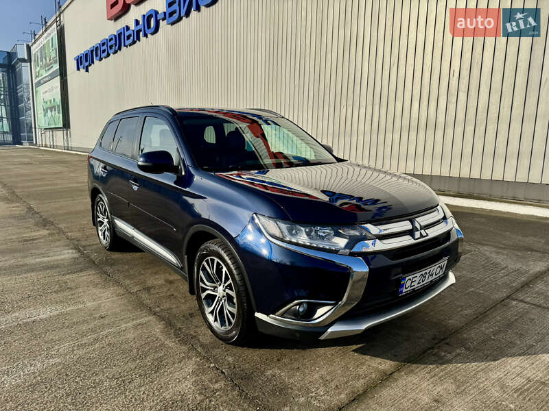 Позашляховик / Кросовер Mitsubishi Outlander 2016 в Чернівцях