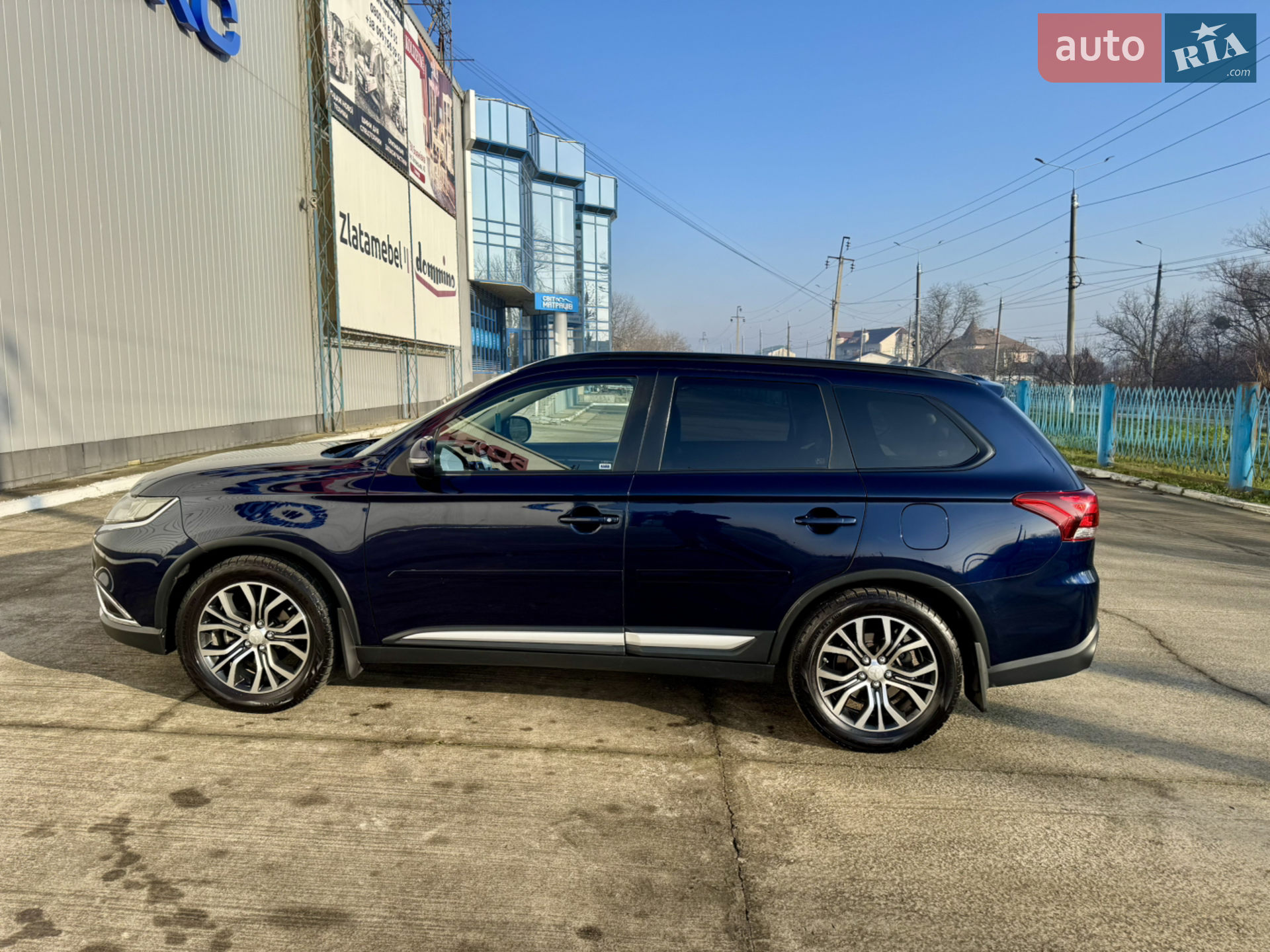 2016 Mitsubishi Outlander - мініатюра 42