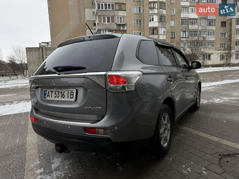 Позашляховик / Кросовер Mitsubishi Outlander 2014 в Івано-Франківську фото 9 Позашляховик / Кросовер Mitsubishi Outlander 2014 в Івано-Франківську