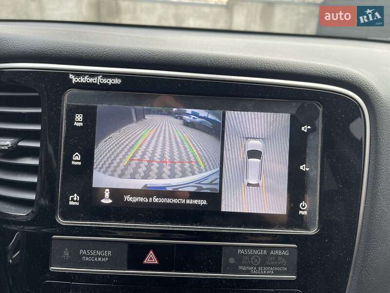 Позашляховик / Кросовер Mitsubishi Outlander 2018 в Миколаєві