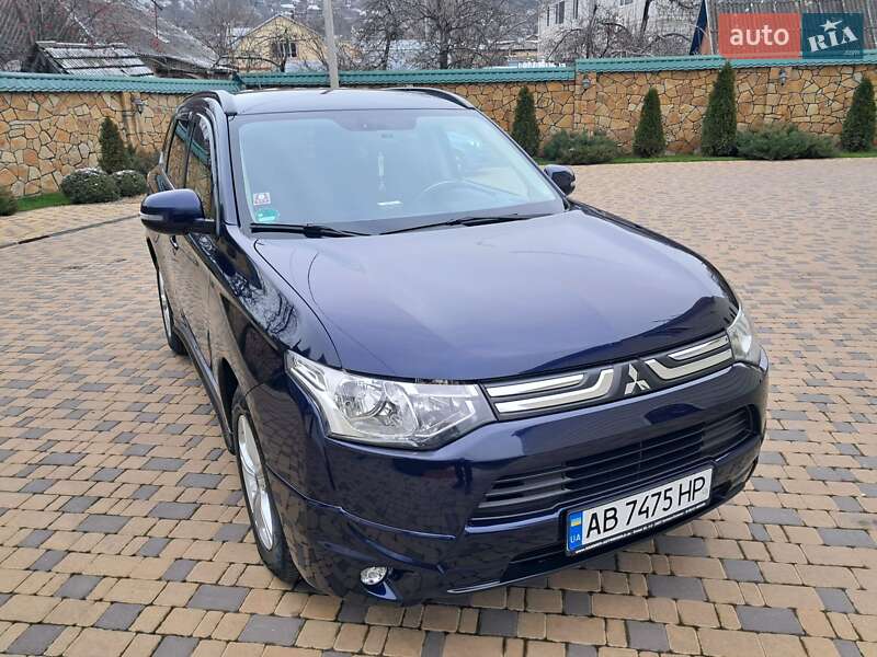 Позашляховик / Кросовер Mitsubishi Outlander 2013 в Могилів-Подільському