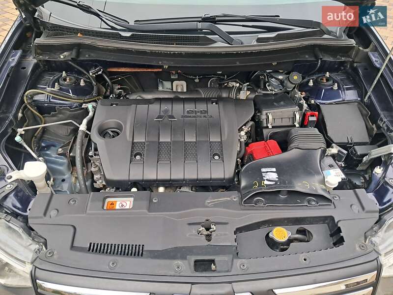 Позашляховик / Кросовер Mitsubishi Outlander 2013 в Могилів-Подільському