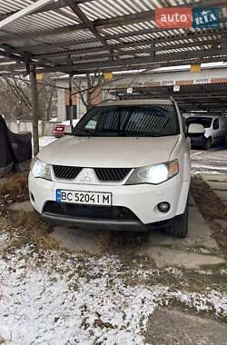 Позашляховик / Кросовер Mitsubishi Outlander 2006 в Трускавці