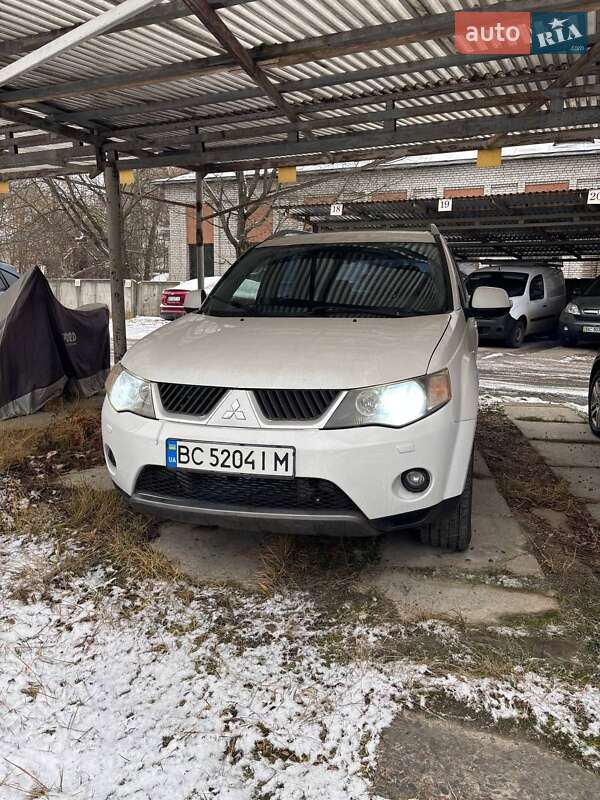 Позашляховик / Кросовер Mitsubishi Outlander 2006 в Трускавці