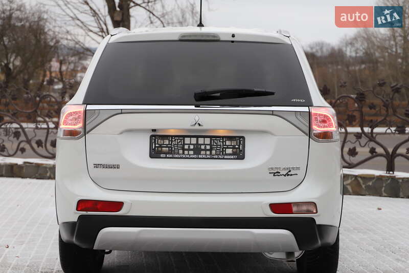 Позашляховик / Кросовер Mitsubishi Outlander 2015 в Трускавці фото 26 Позашляховик / Кросовер Mitsubishi Outlander 2015 в Трускавці
