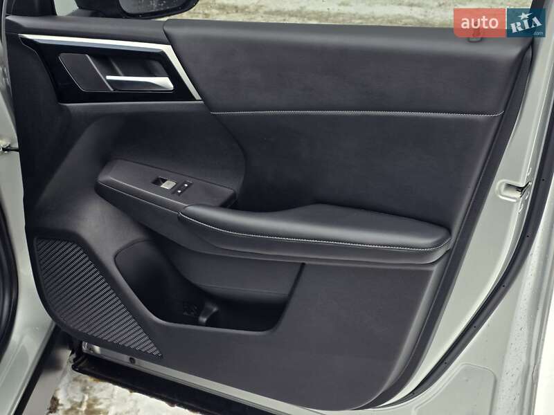 Позашляховик / Кросовер Mitsubishi Outlander 2021 в Тернополі