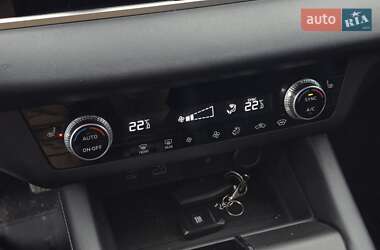 Позашляховик / Кросовер Mitsubishi Outlander 2021 в Тернополі
