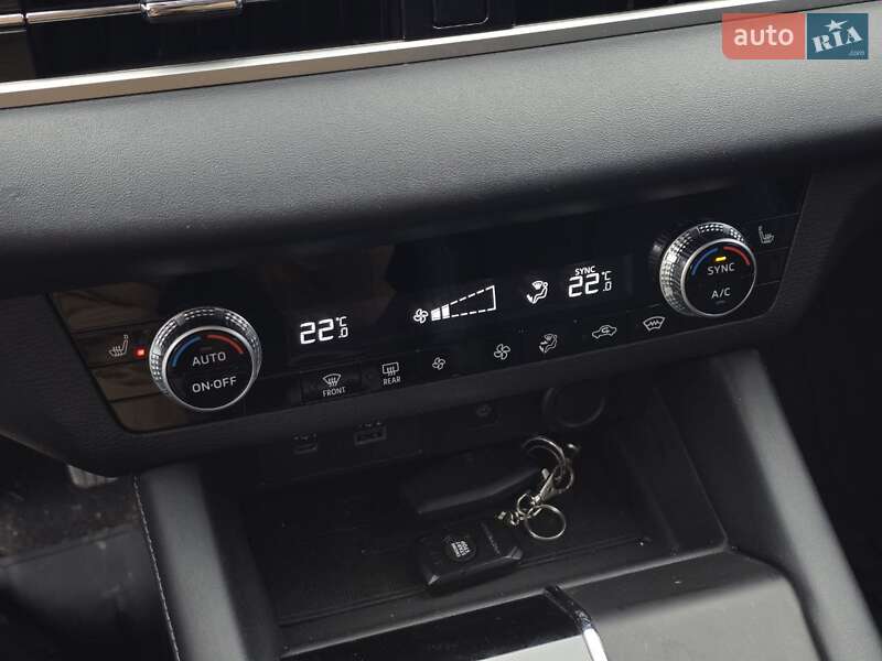 Позашляховик / Кросовер Mitsubishi Outlander 2021 в Тернополі