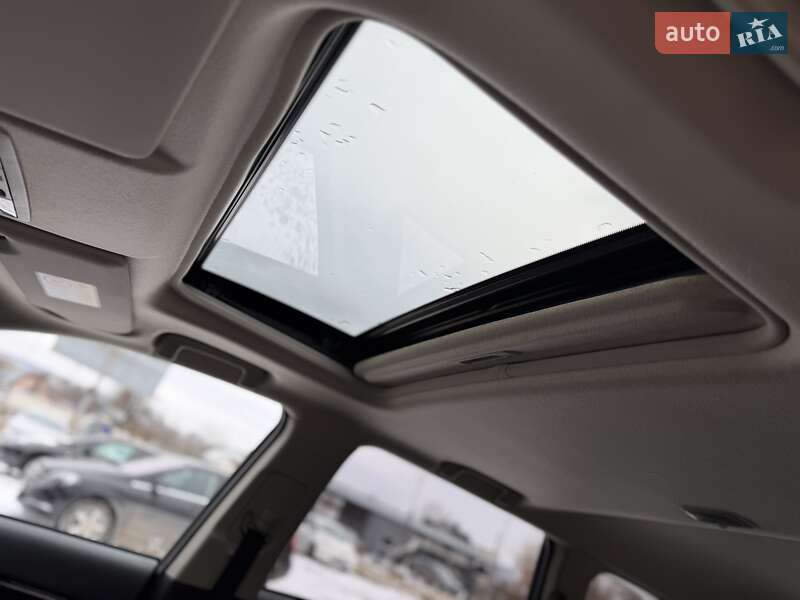 Позашляховик / Кросовер Mitsubishi Outlander 2013 в Трускавці