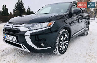 Внедорожник / Кроссовер Mitsubishi Outlander 2020 в Белой Церкви