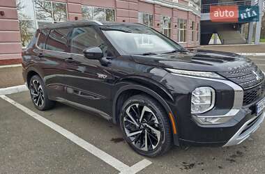 Позашляховик / Кросовер Mitsubishi Outlander 2023 в Одесі