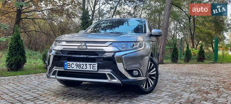 Mitsubishi Outlander 2019