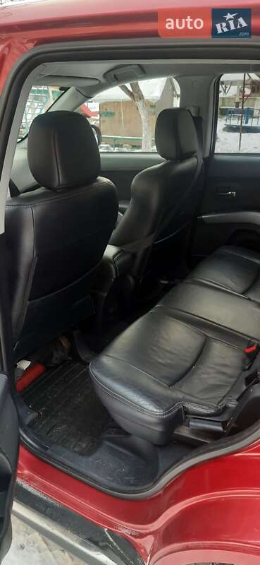 Внедорожник / Кроссовер Mitsubishi Outlander 2009 в Дубно