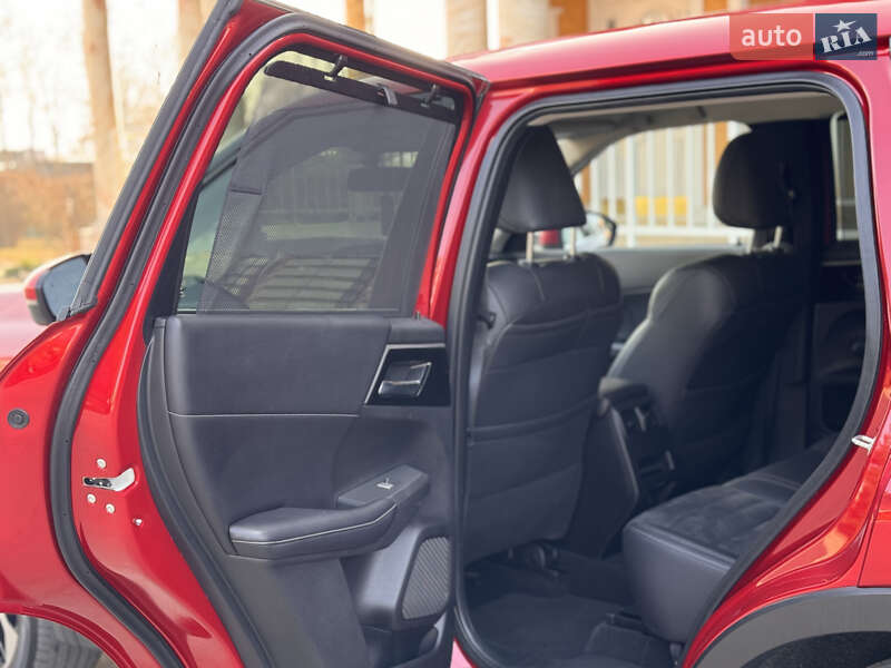 Внедорожник / Кроссовер Mitsubishi Outlander 2021 в Тернополе фото 37 Внедорожник / Кроссовер Mitsubishi Outlander 2021 в Тернополе