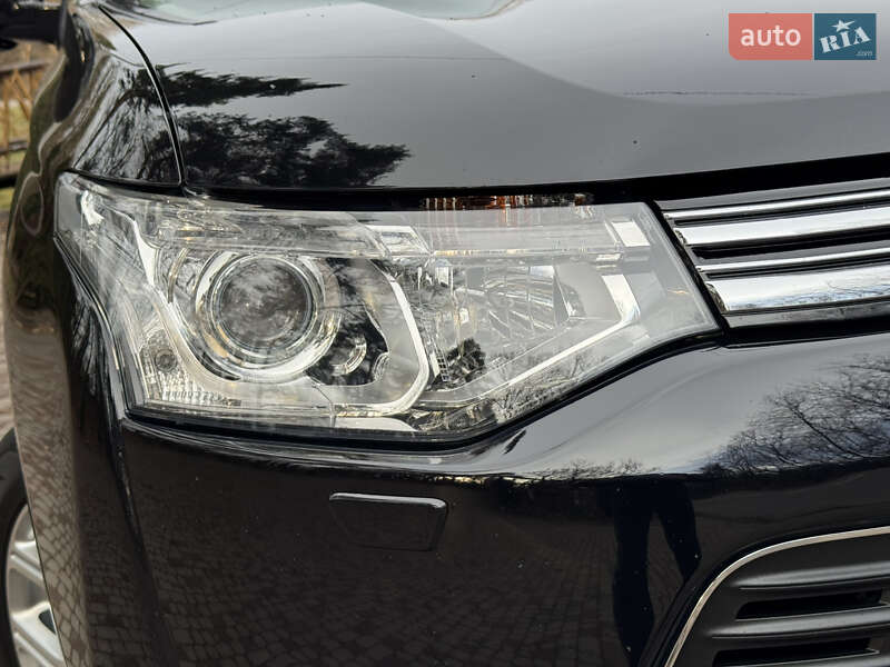 Внедорожник / Кроссовер Mitsubishi Outlander 2014 в Дрогобыче
