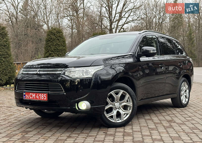 Внедорожник / Кроссовер Mitsubishi Outlander 2014 в Дрогобыче