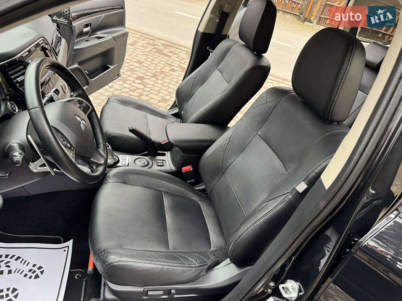 Внедорожник / Кроссовер Mitsubishi Outlander 2014 в Дрогобыче