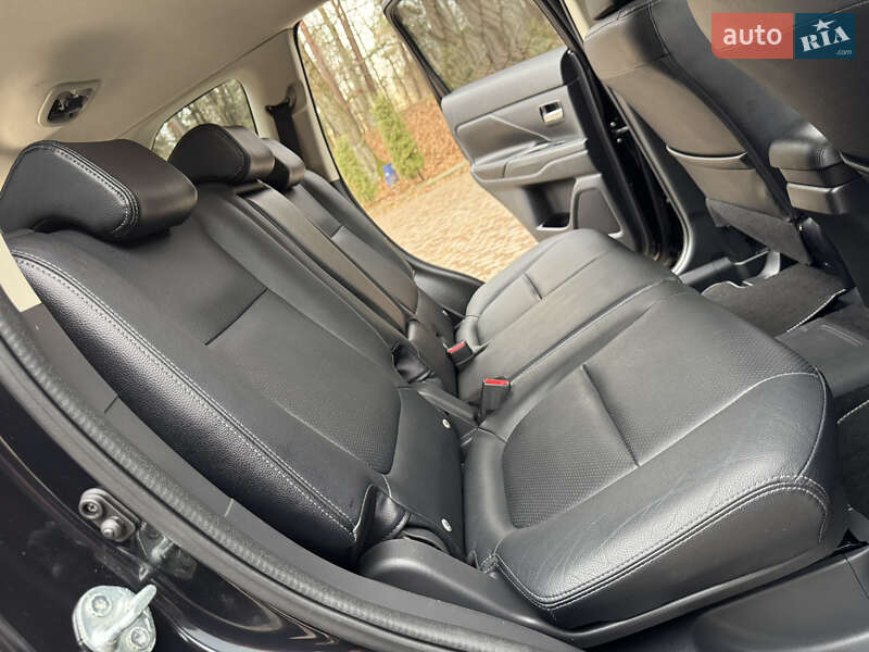 Внедорожник / Кроссовер Mitsubishi Outlander 2014 в Дрогобыче