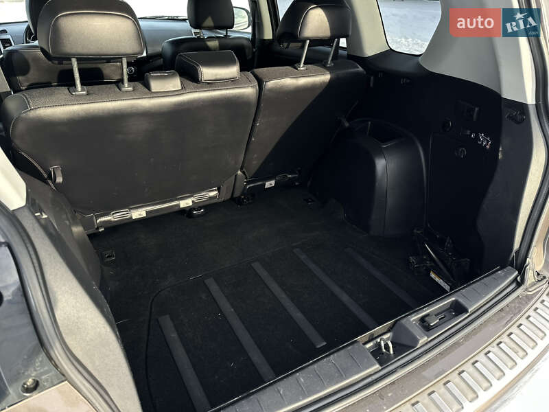 Позашляховик / Кросовер Mitsubishi Outlander 2011 в Бердичеві