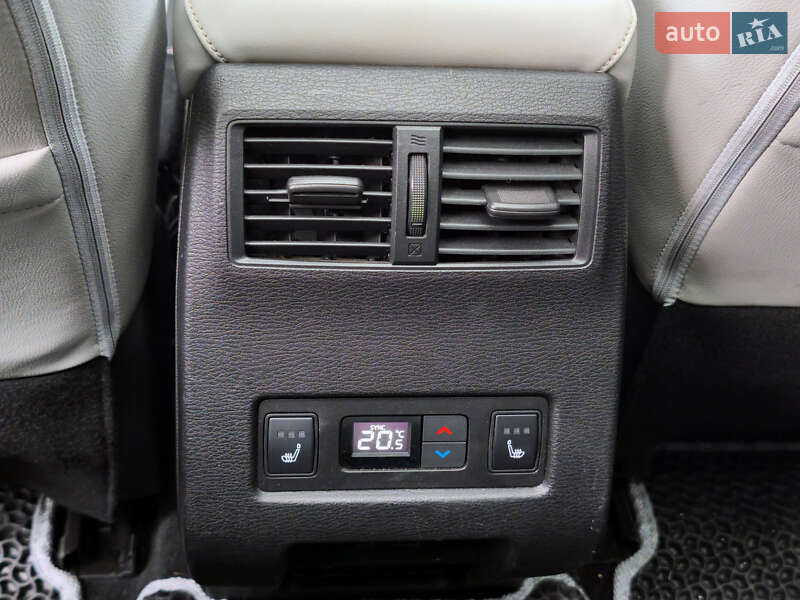 Позашляховик / Кросовер Mitsubishi Outlander 2022 в Івано-Франківську