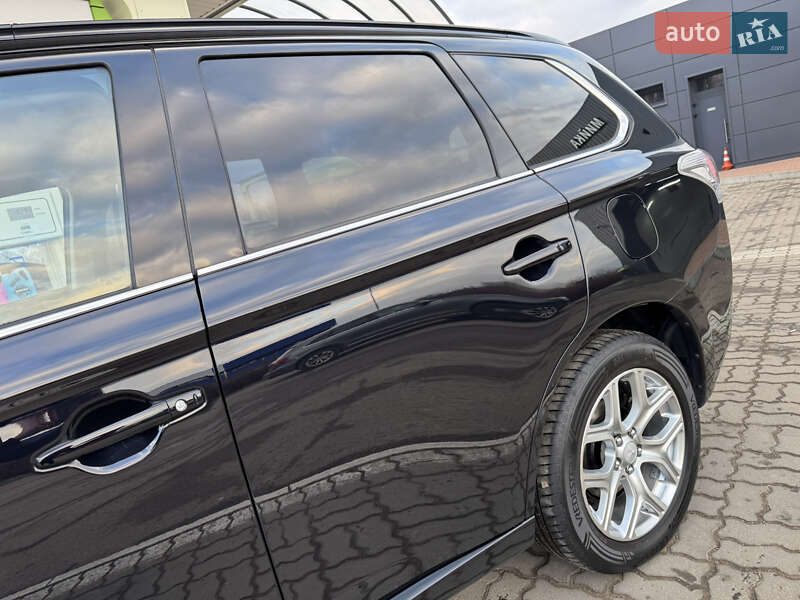 Позашляховик / Кросовер Mitsubishi Outlander 2014 в Дрогобичі