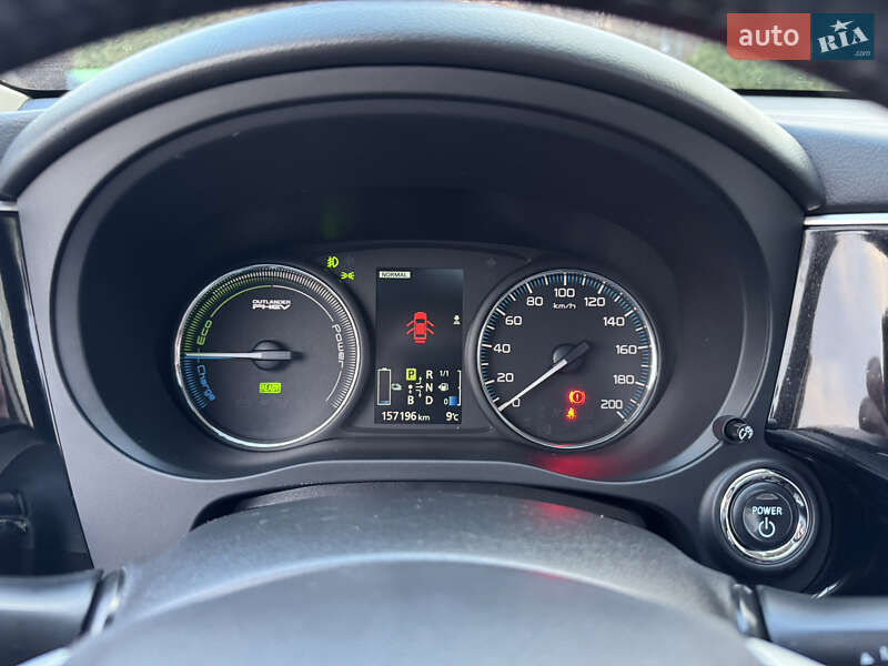 Позашляховик / Кросовер Mitsubishi Outlander 2014 в Дрогобичі