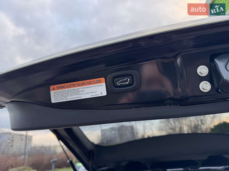 Позашляховик / Кросовер Mitsubishi Outlander 2014 в Дрогобичі