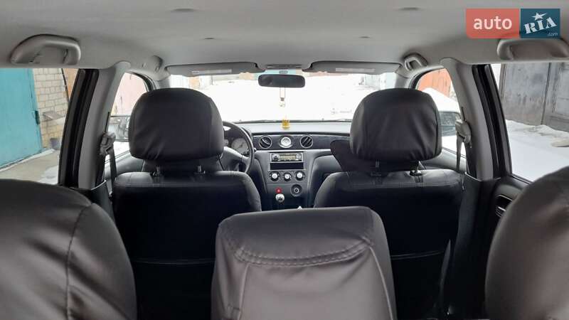 Внедорожник / Кроссовер Mitsubishi Outlander 2004 в Хмельницком