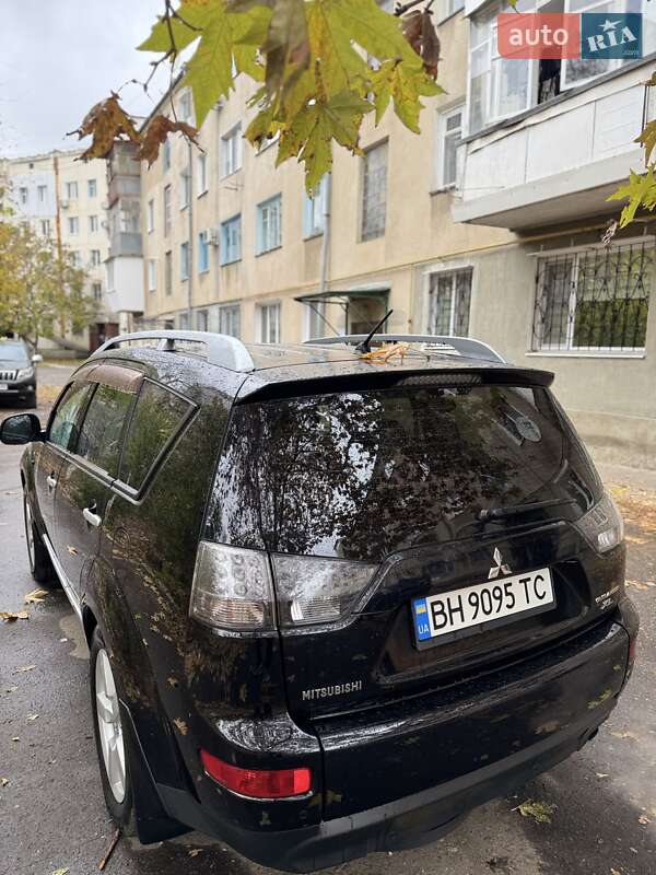 Внедорожник / Кроссовер Mitsubishi Outlander 2008 в Измаиле