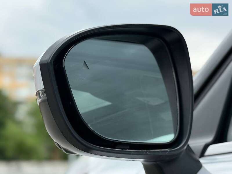 Внедорожник / Кроссовер Mitsubishi Outlander 2022 в Кривом Роге