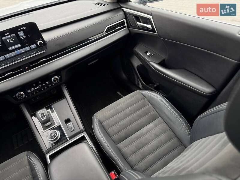 Внедорожник / Кроссовер Mitsubishi Outlander 2022 в Кривом Роге