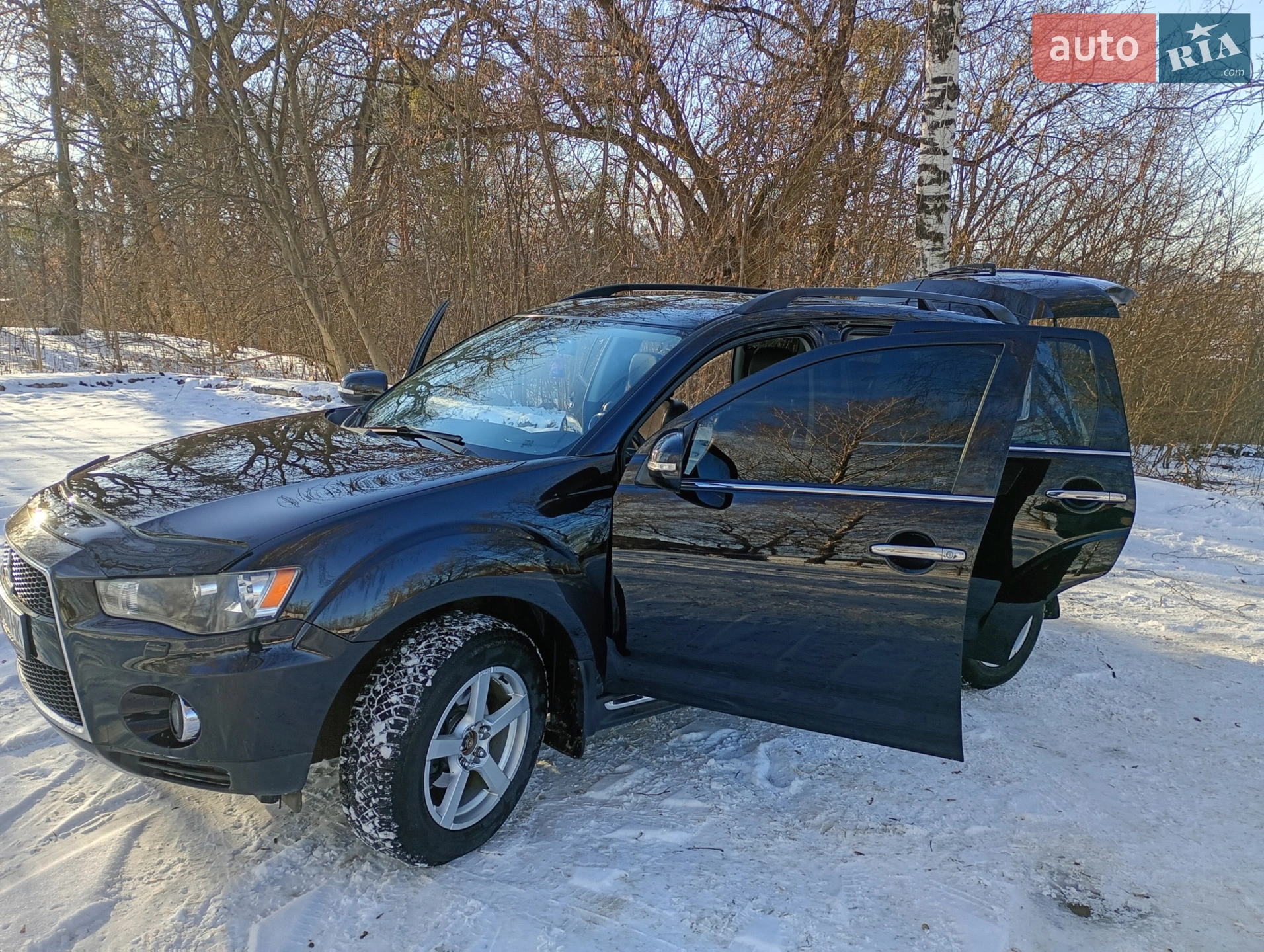 2010 Mitsubishi Outlander - мініатюра 16