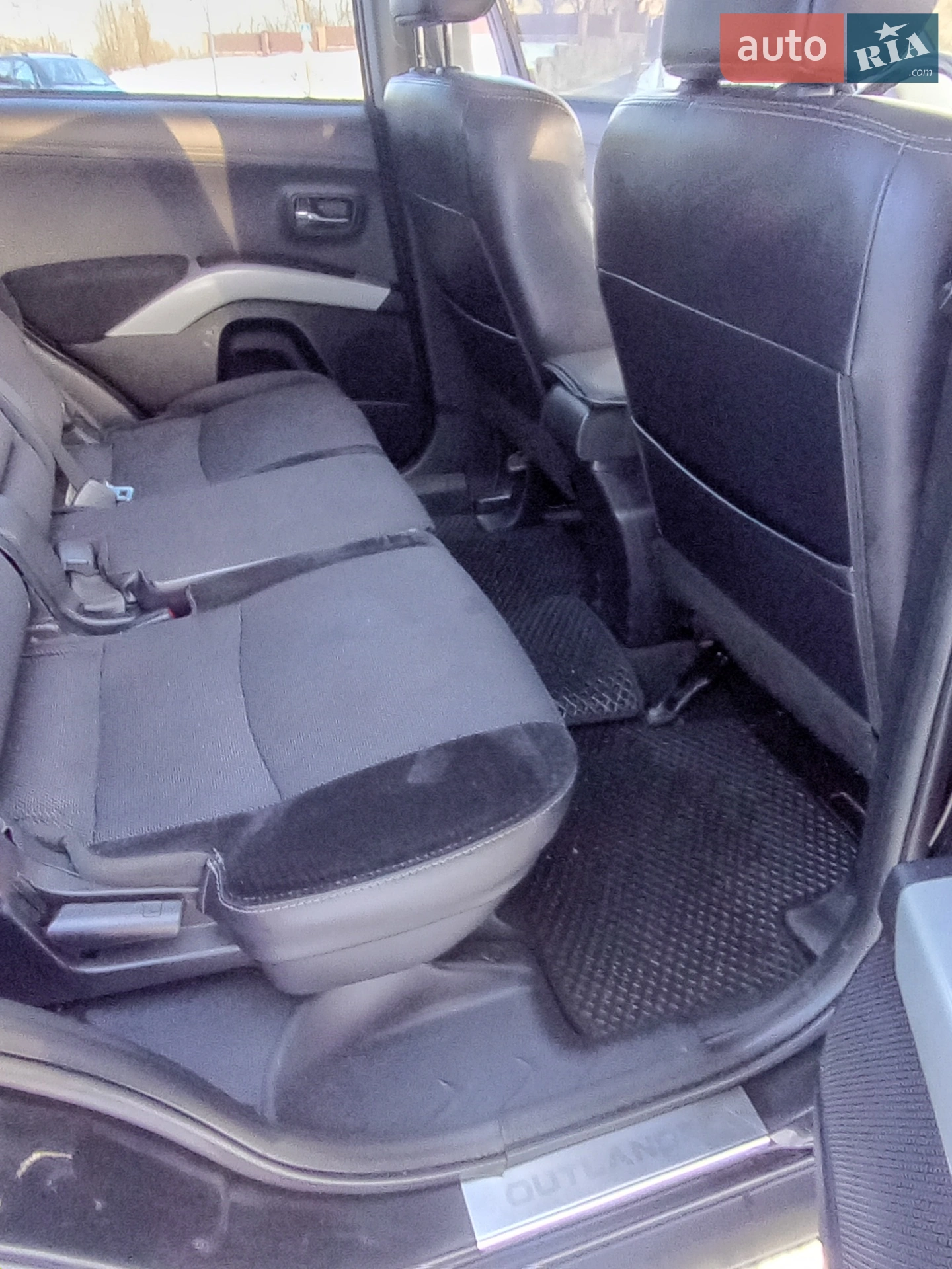 2010 Mitsubishi Outlander - мініатюра 30