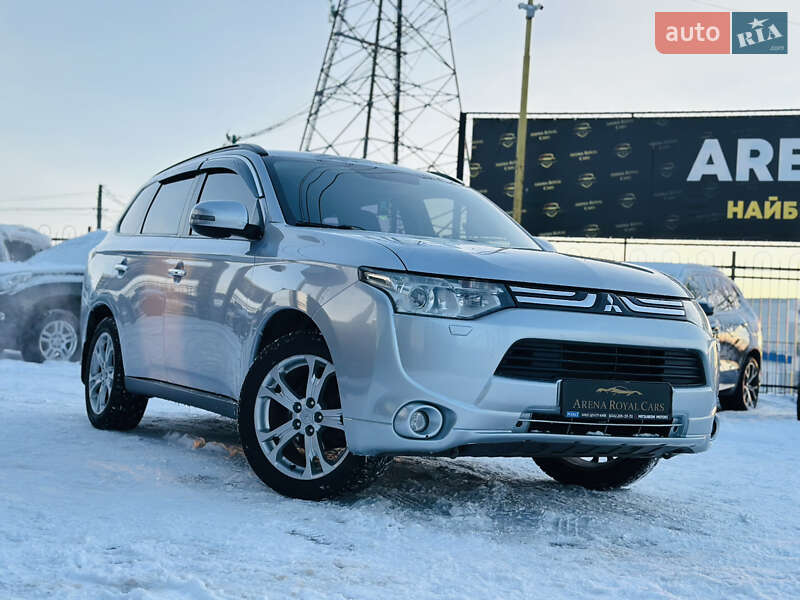 Внедорожник / Кроссовер Mitsubishi Outlander 2013 в Харькове