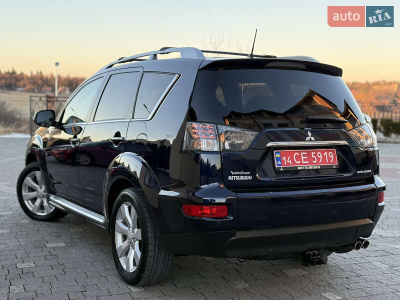 Внедорожник / Кроссовер Mitsubishi Outlander 2010 в Дрогобыче